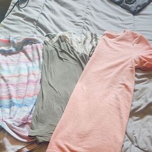 Set of Three Casual T-Shirts